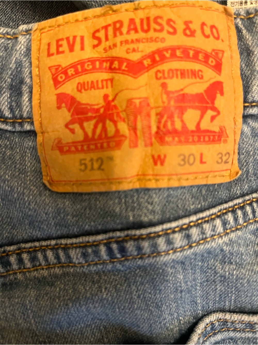 Levi's 512 Slim Straight Men's Jeans in Light Blue Denim